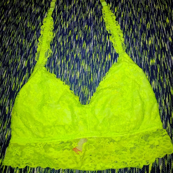 Bathing suit top it is neon green and very cute - Picture 1 of 3